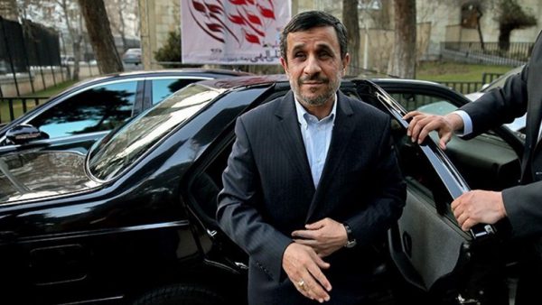 احمدینژاد در انتخابات مجلس ثبتنام میکند؟ احمدینژاد در انتخابات مجلس ثبتنام میکند؟